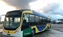 Ã”nibus Volkswagen piso baixo reforÃ§am frota da Infraero